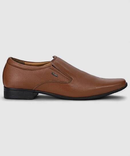 Upto 83% Off On Bata Shoes