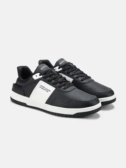 United Colors of Benetton Men Colourblocked PU Sneaker