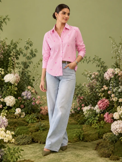 Uptownie - Flat 150 off above INR 749