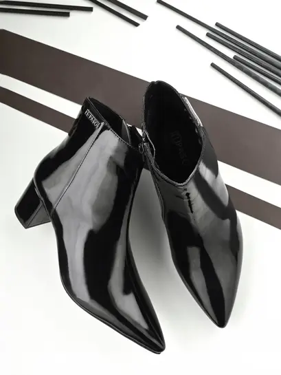 Buy Women's Boots Under ₹1000 Online (F-Assured) | Flipkart