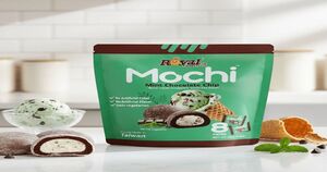 Royal Family Mint Chocolate Chip Mochi