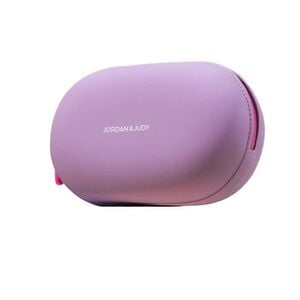 KEEP YOUR BEAUTY ESSENTIALS ORGANIZED ON THE GO! Silicone Travel Cosmetic Bag – ₹499
