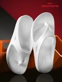 Click to enlarge Upto 87% Off on Red Tape Flip-flop