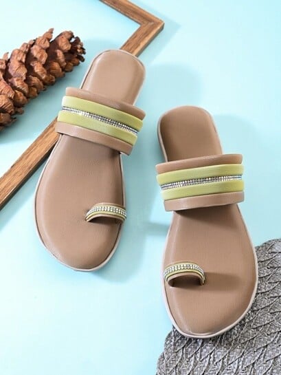 Click to enlarge Up to 90% Off on DressBerry Heels