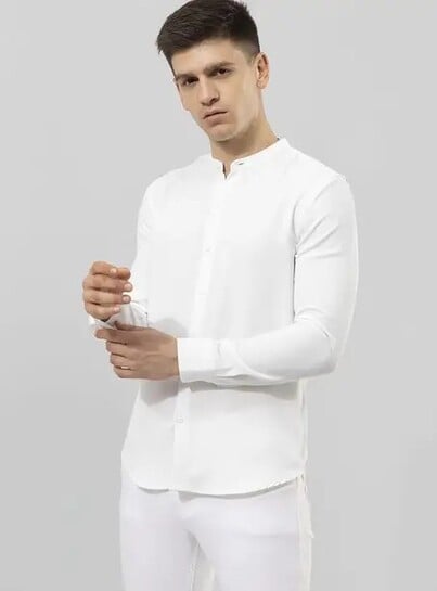 Upto 81% Off on Snitch Mens Clothing