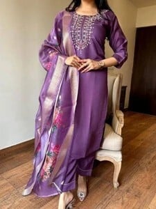 AEBA FASHION 3-Piece Ethnic Suit Set (Embroidered Kurta, Pant & Dupatta)