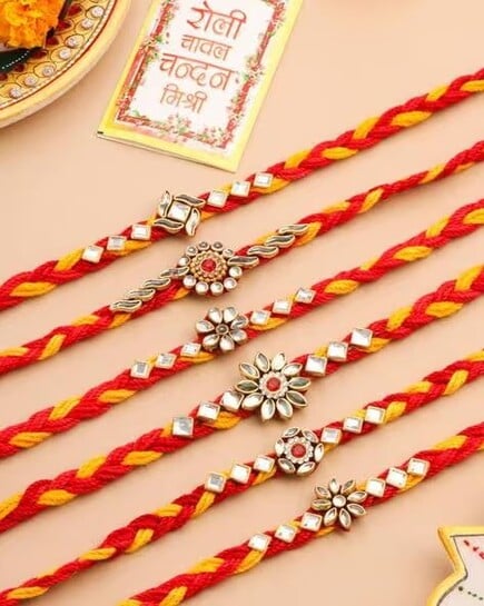 Buy Combos & Sets Online | AJIO