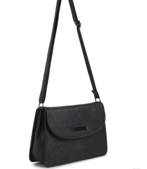 Click to enlarge Caprese handbags at 80% off
