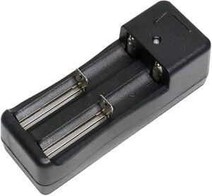 Universal Li-ion Battery Charger for 3.7V 18650 Batteries, Dual Slot Rechargeable Battery Charger