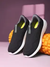 Upto 65% Off on Power Footwear Starting from ₹274