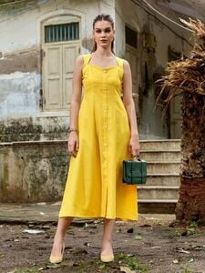 Click to enlarge Upto 92% Off On Purvaja & Milost Women's Clothing.